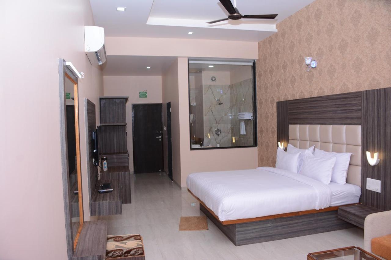 Ratnaa Resort Khamshet Экстерьер фото
